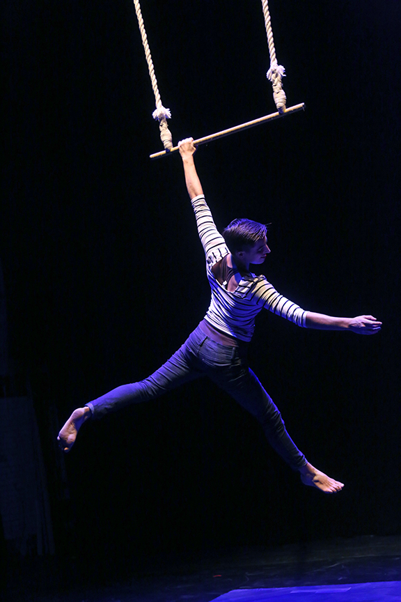 Tangle Movement Arts (The Girl’s Guide to Neighborly Conduct) - Photo by Bill Hebert 