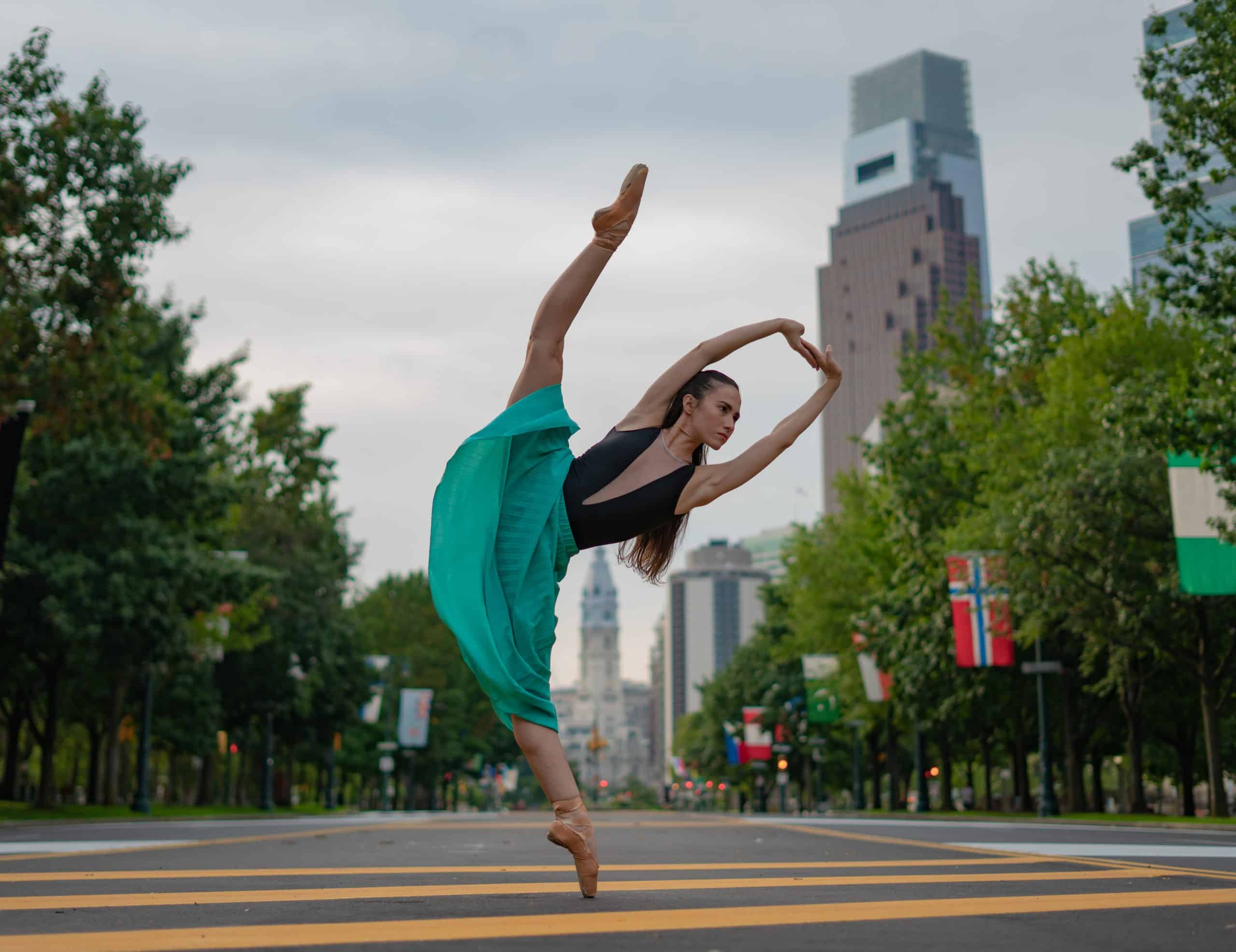 De Cerca Featuring Latina Dancers of the Philadelphia Ballet: A Celebration of Hispanic Heritage Month at Teatro Esperanza